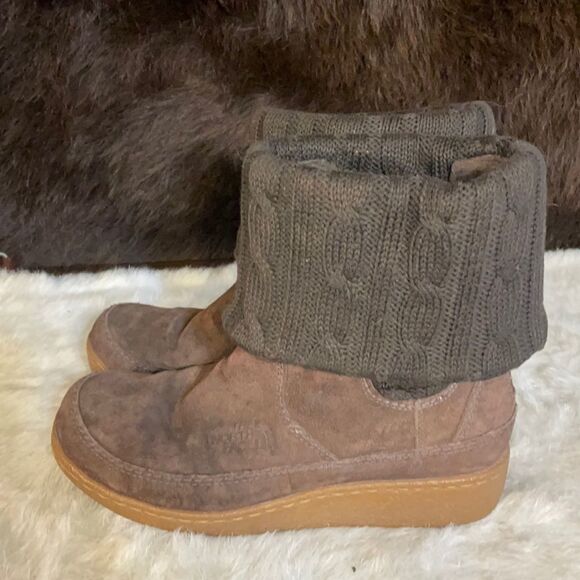 The North Face boots 7 (3537B) - Picture 6 of 9